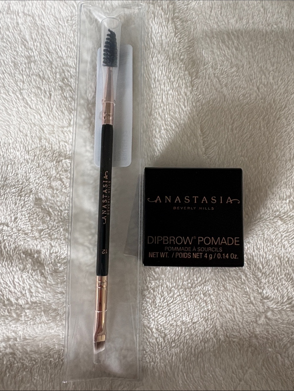 $20💕 ANASTASIA BEVERLY HILLS Dipbrow Pomade + Dual-Ended Eyebrow Brush #12